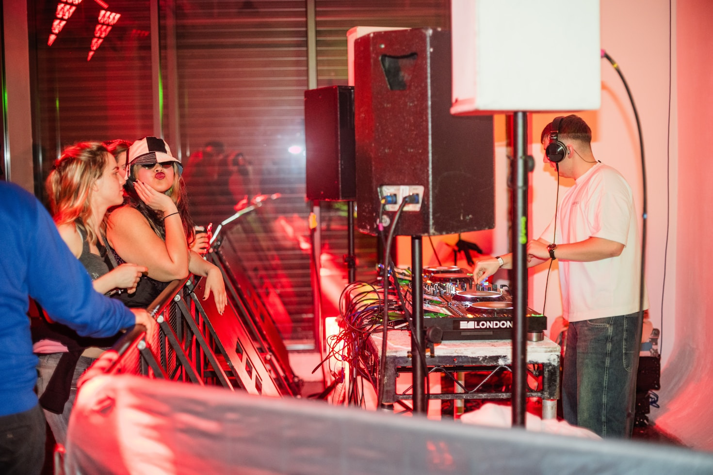 How To Keep The Dance Floor Packed All Night